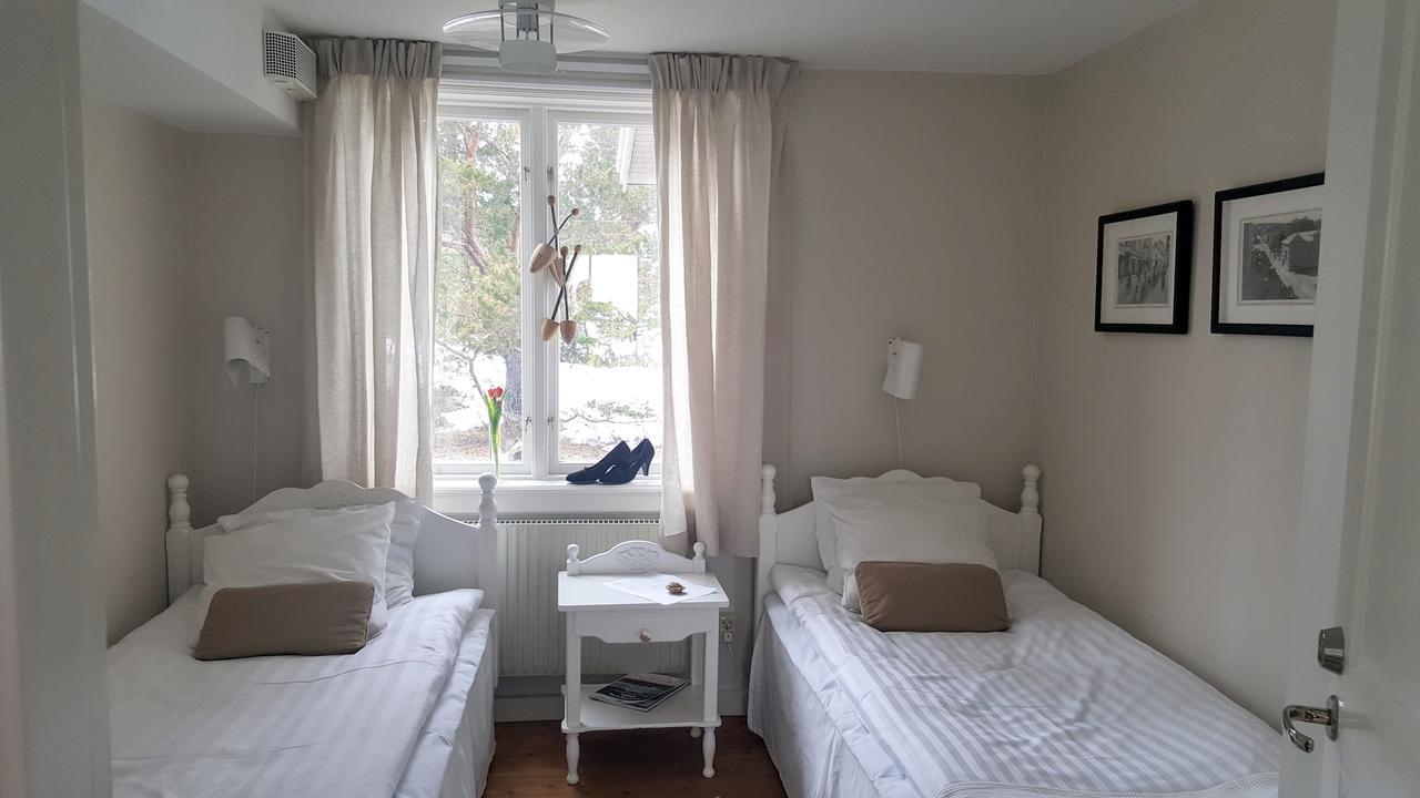 Lotsstugan I Haernoesand Bed and Breakfast Eksteriør billede